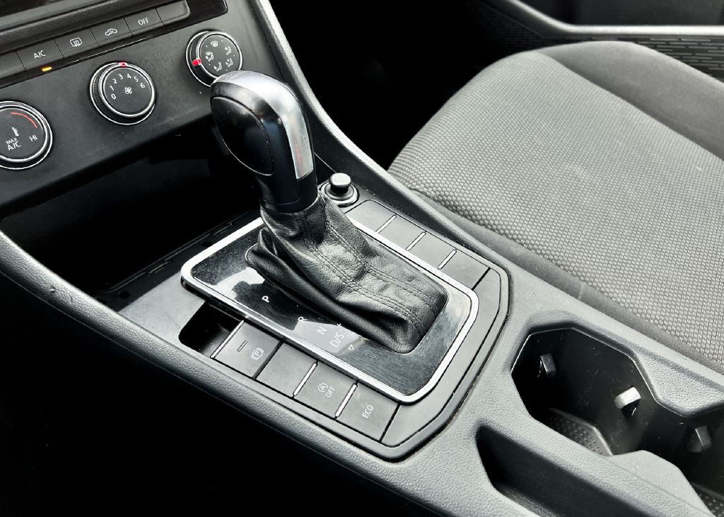 2019 Volkswagen Jetta Image 19