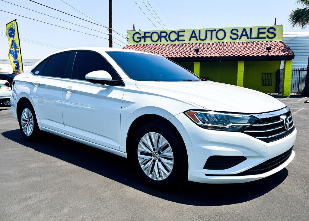 2019 Volkswagen Jetta Image 2