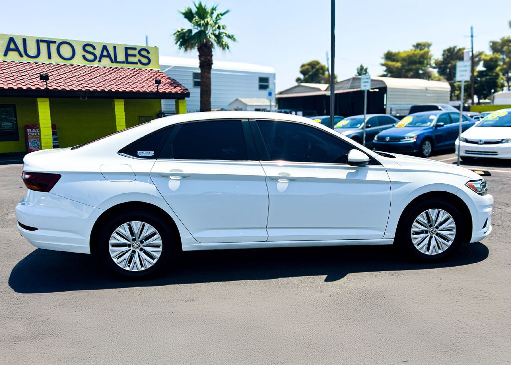 2019 Volkswagen Jetta Image 9