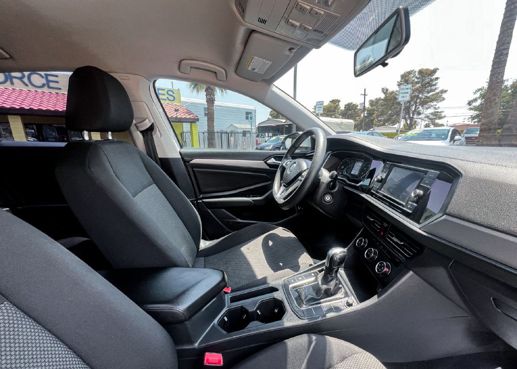 2019 Volkswagen Jetta Image 11