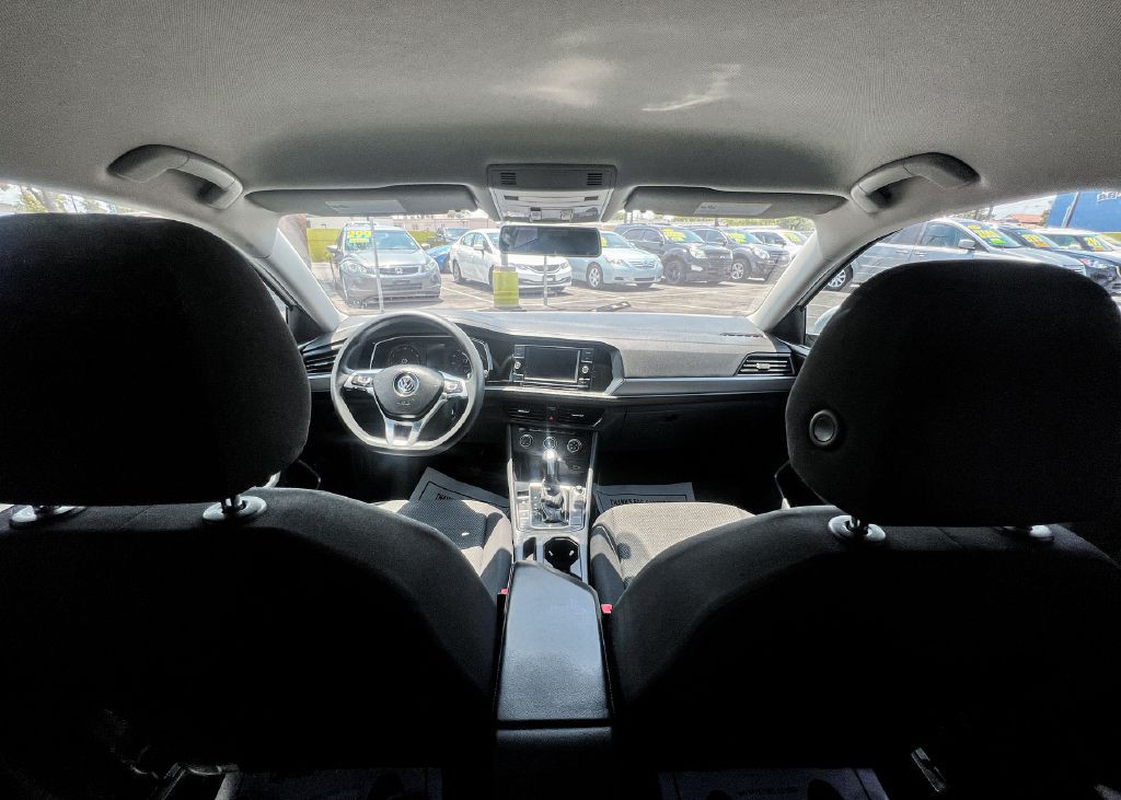 2019 Volkswagen Jetta Image 17