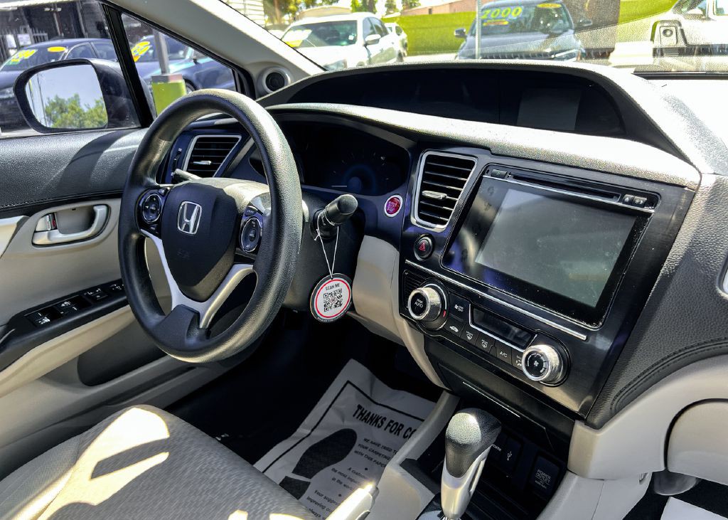 2015 Honda Civic Image 10