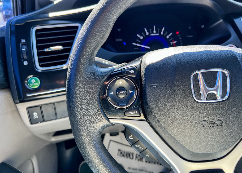2015 Honda Civic Image 15