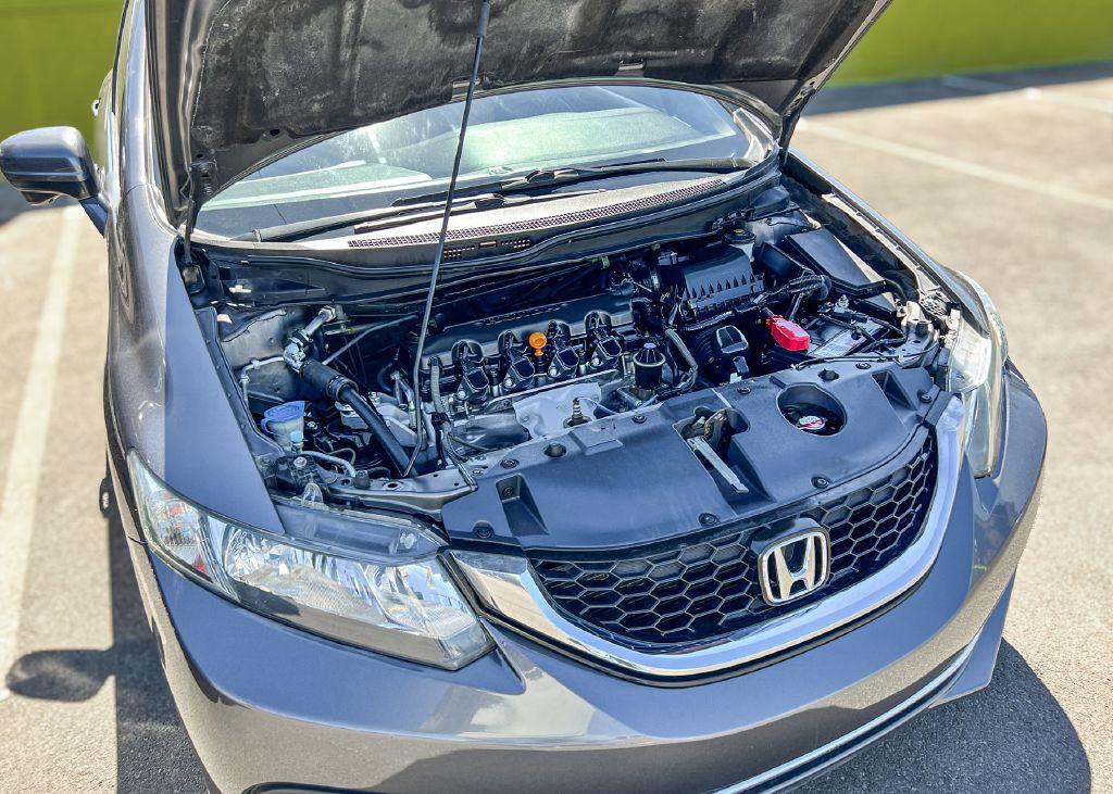 2015 Honda Civic Image 21