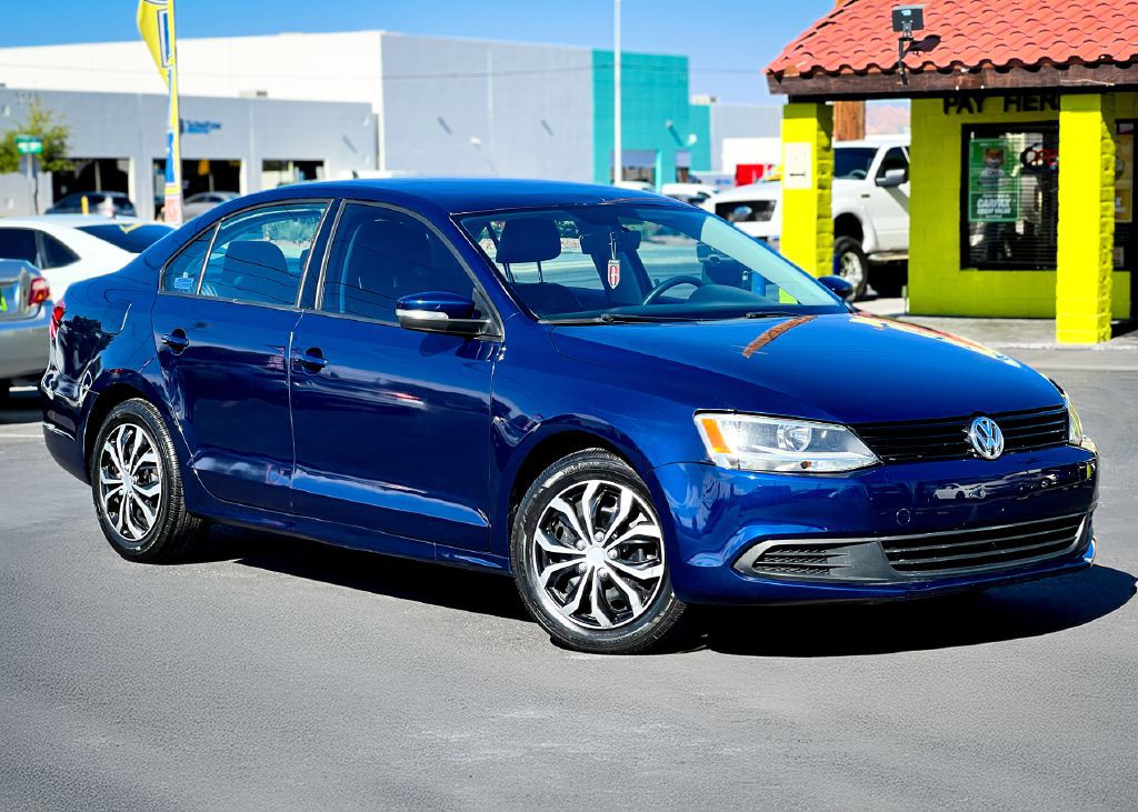 2014 Volkswagen Jetta Image 2