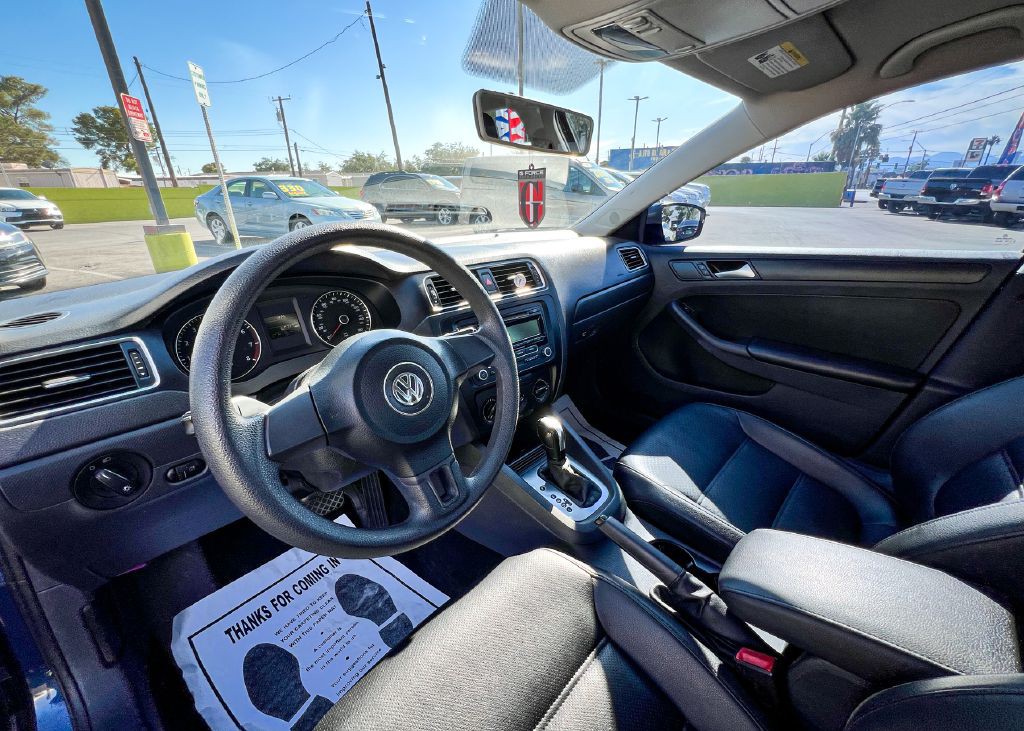 2014 Volkswagen Jetta Image 15