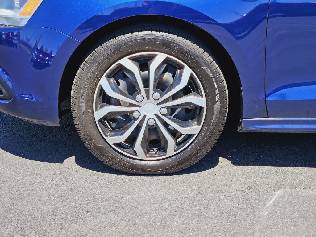 2014 Volkswagen Jetta Image 34