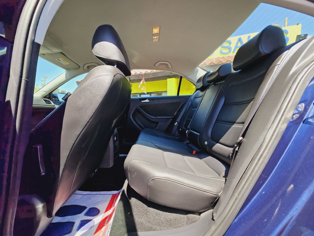 2014 Volkswagen Jetta Image 39