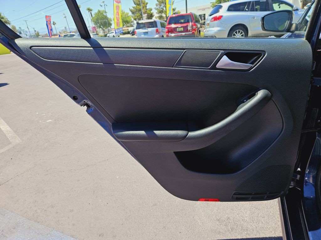 2014 Volkswagen Jetta Image 40