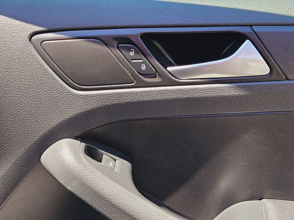 2014 Volkswagen Jetta Image 45