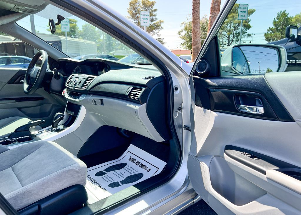 2014 Honda Accord Image 12