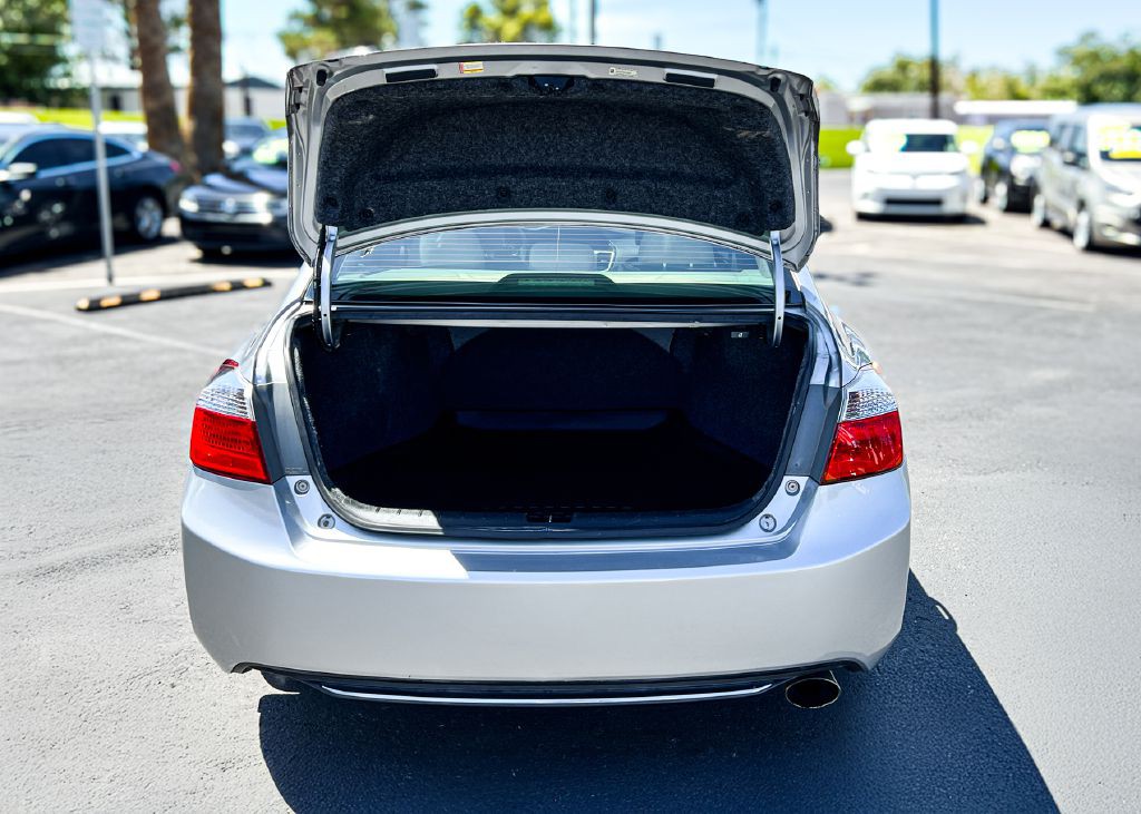 2014 Honda Accord Image 24