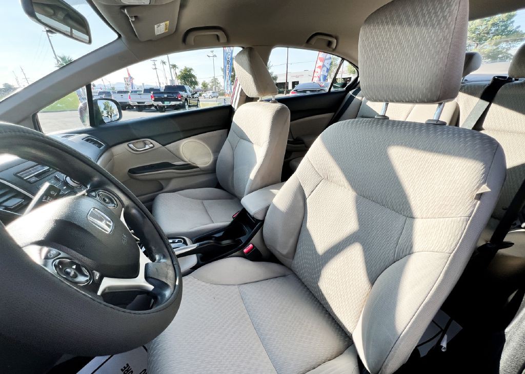 2014 Honda Civic Image 13