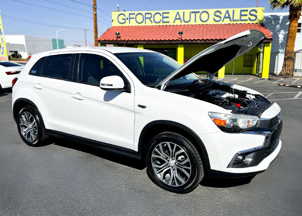 2017 Mitsubishi Outlander Image 28
