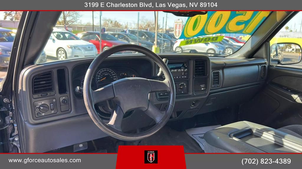 2003 Chevrolet Silverado 1500 Image 11