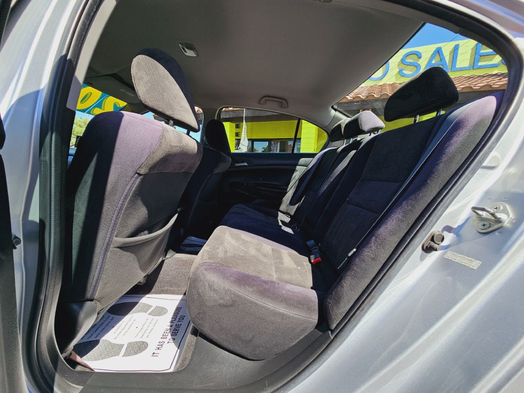 2010 Honda Accord Image 18