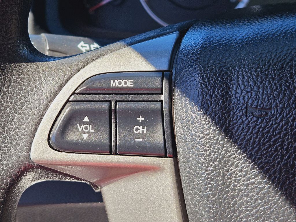 2010 Honda Accord Image 31