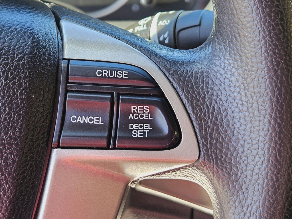 2010 Honda Accord Image 32