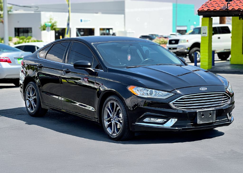 2018 Ford Fusion Image 1