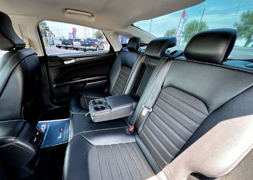 2018 Ford Fusion Image 9