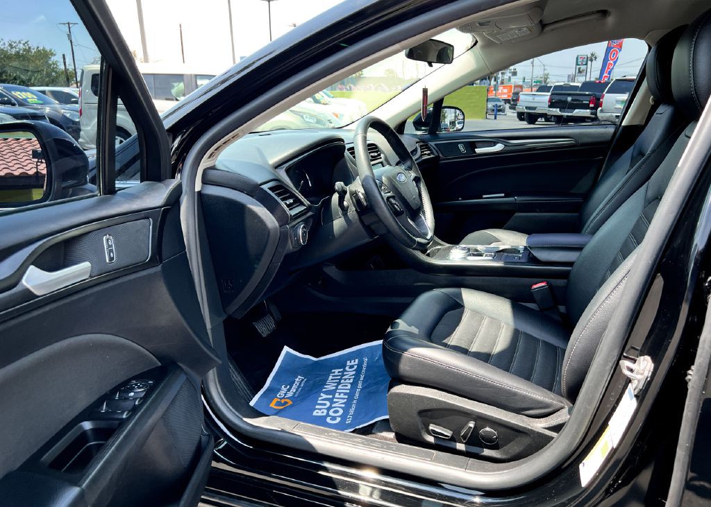 2018 Ford Fusion Image 12