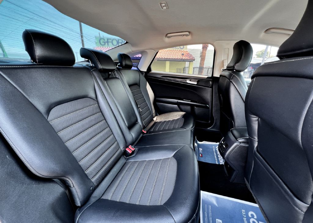 2018 Ford Fusion Image 22