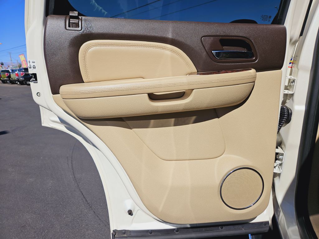 2012 GMC Yukon Image 18