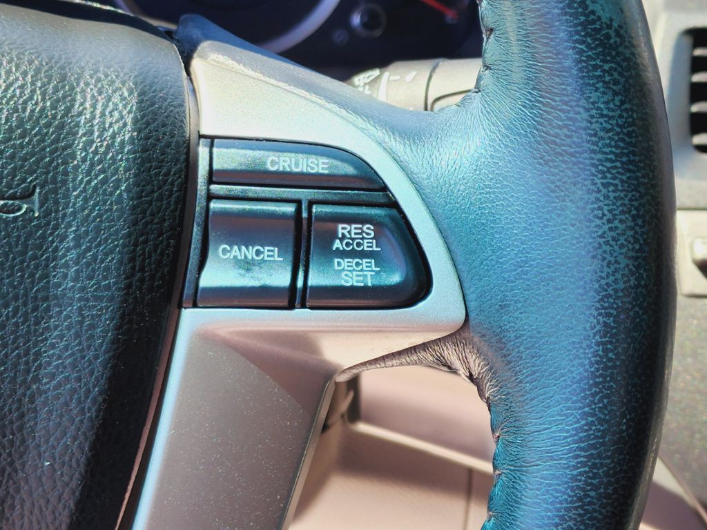 2010 Honda Accord Image 21