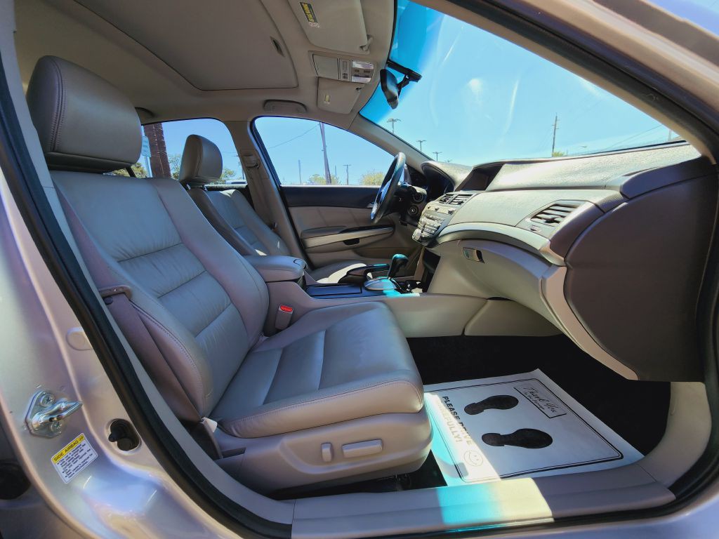 2010 Honda Accord Image 27