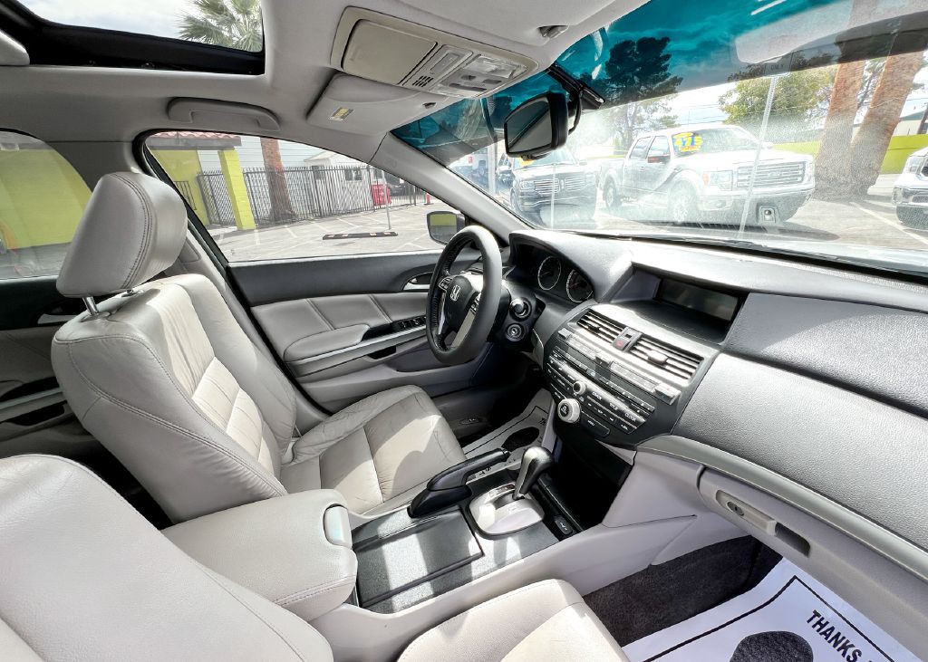 2010 Honda Accord Image 39