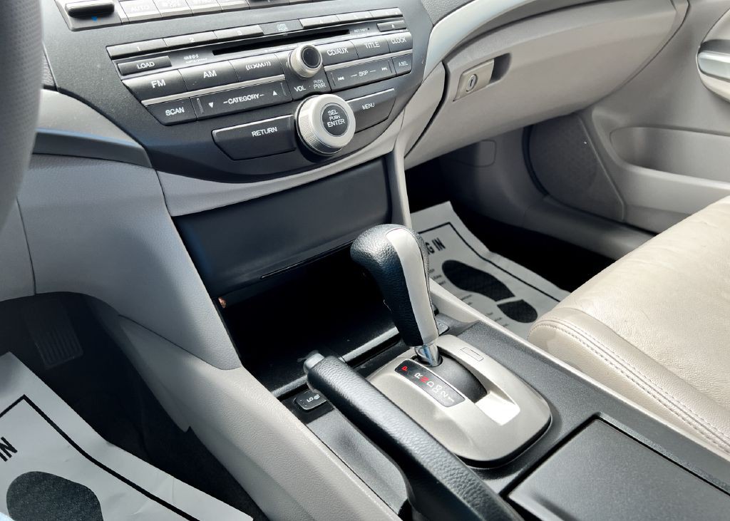 2010 Honda Accord Image 48