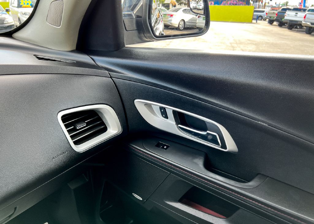 2013 Chevrolet Equinox Image 26