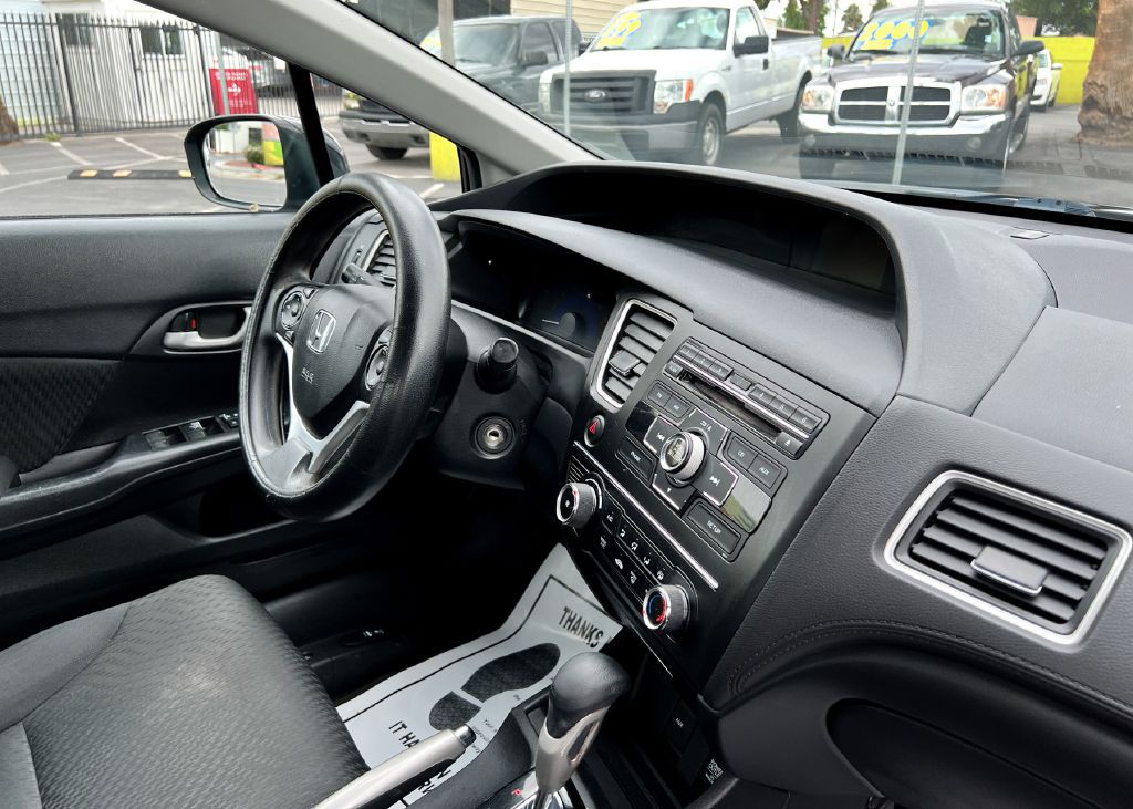 2014 Honda Civic Image 8