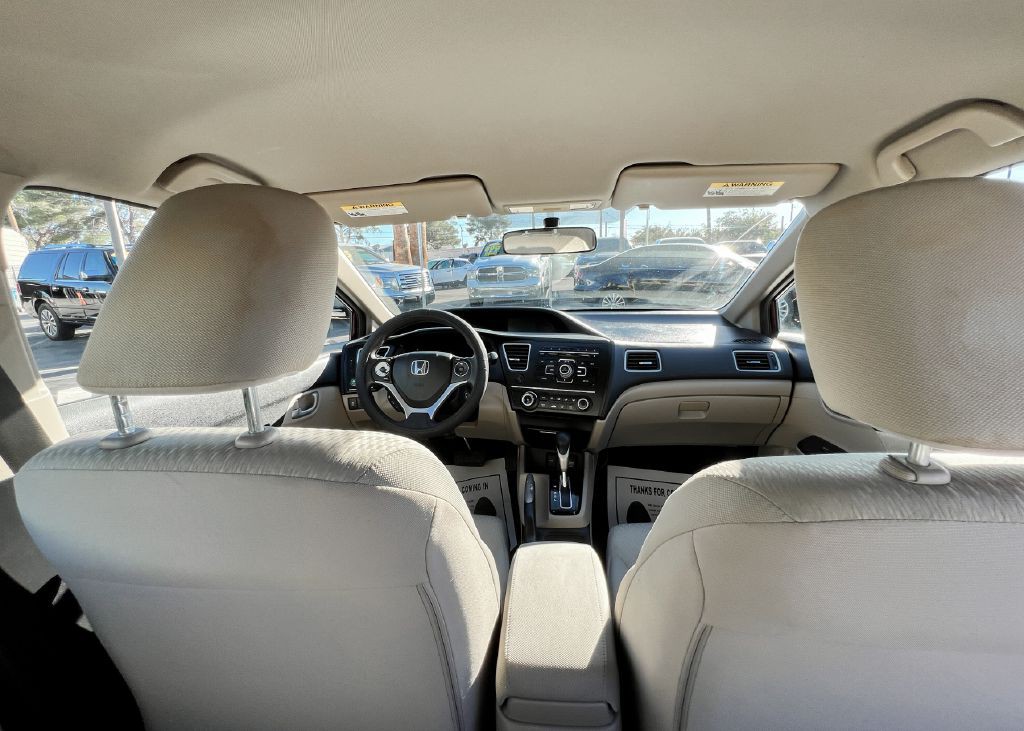 2015 Honda Civic Image 10