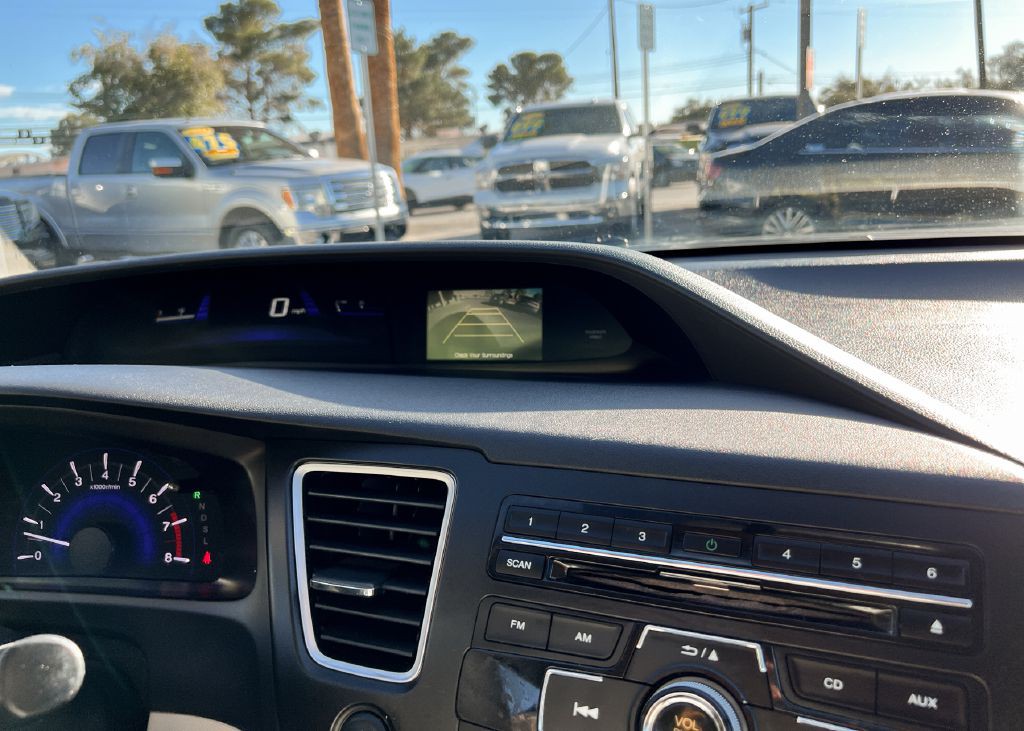 2015 Honda Civic Image 13