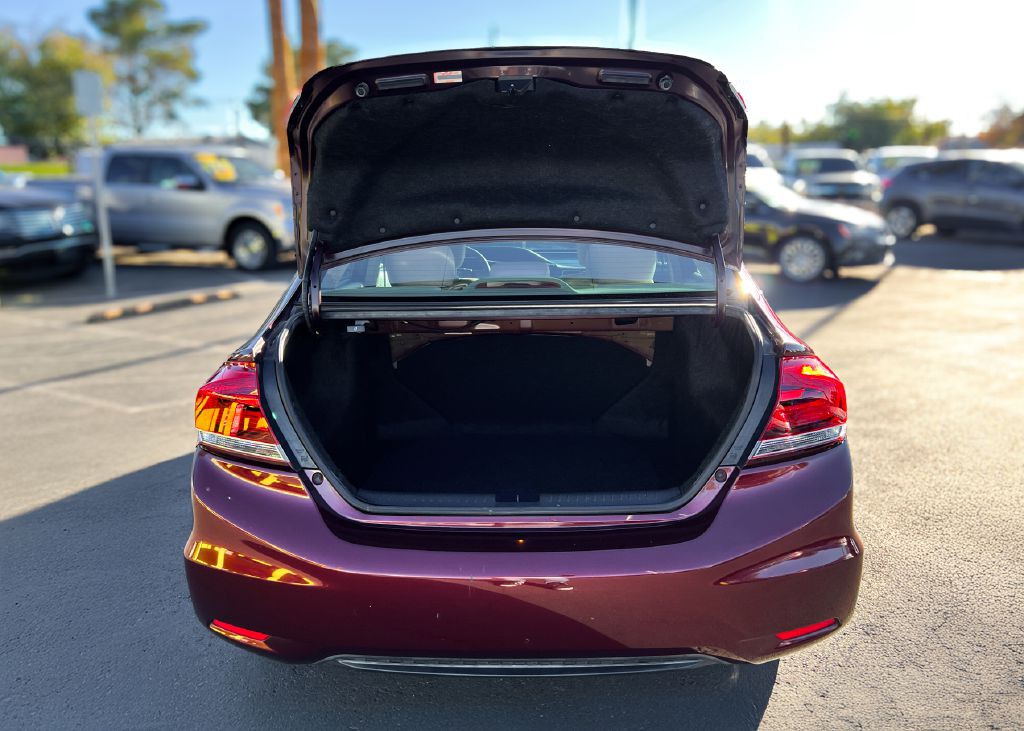 2015 Honda Civic Image 19