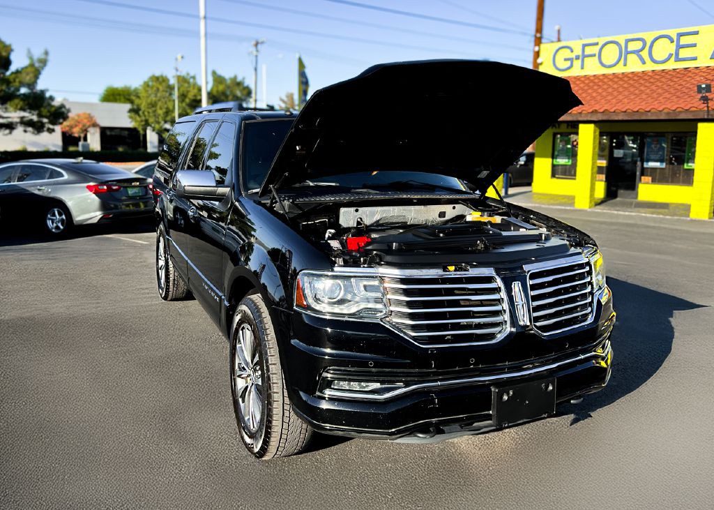 2016 Lincoln Navigator Image 27