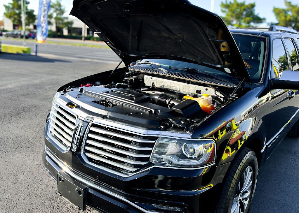2016 Lincoln Navigator Image 28
