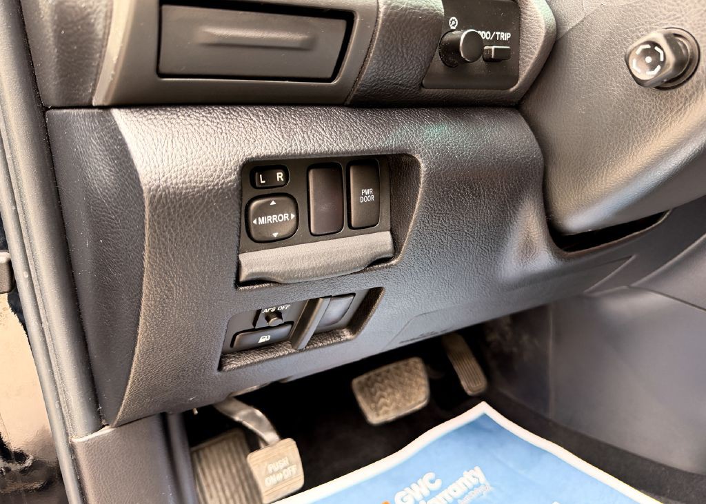 2009 Lexus RX Image 31