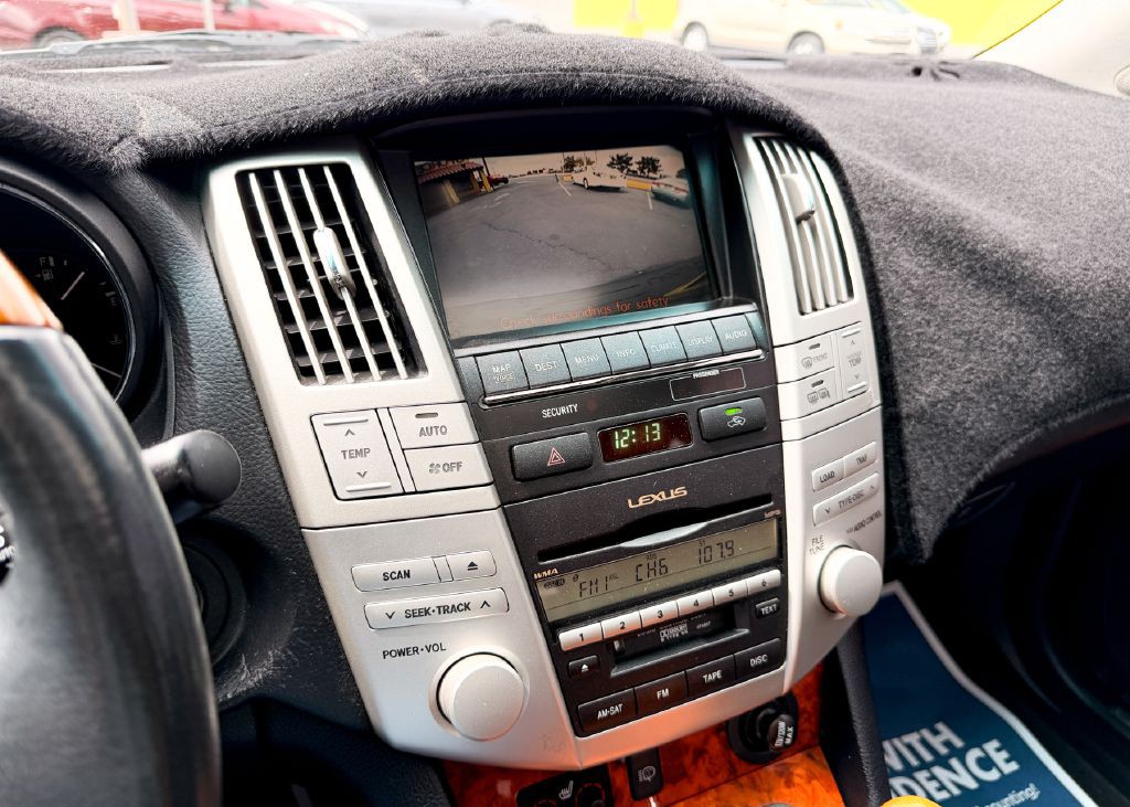 2009 Lexus RX Image 40