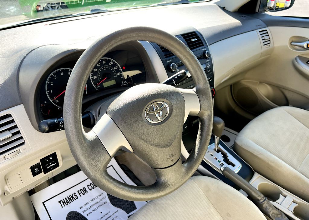 2010 Toyota Corolla Image 18