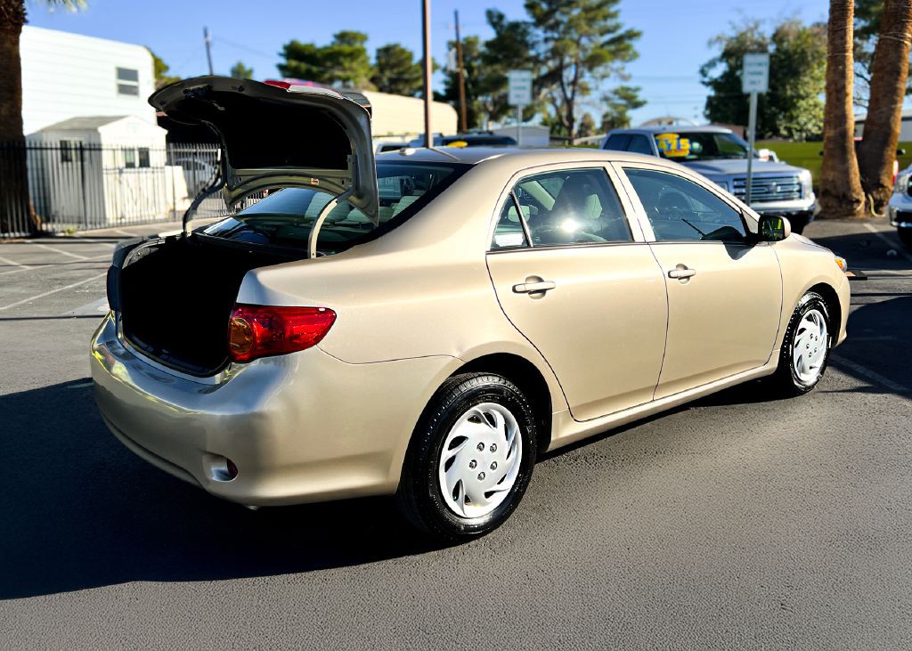 2010 Toyota Corolla Image 21