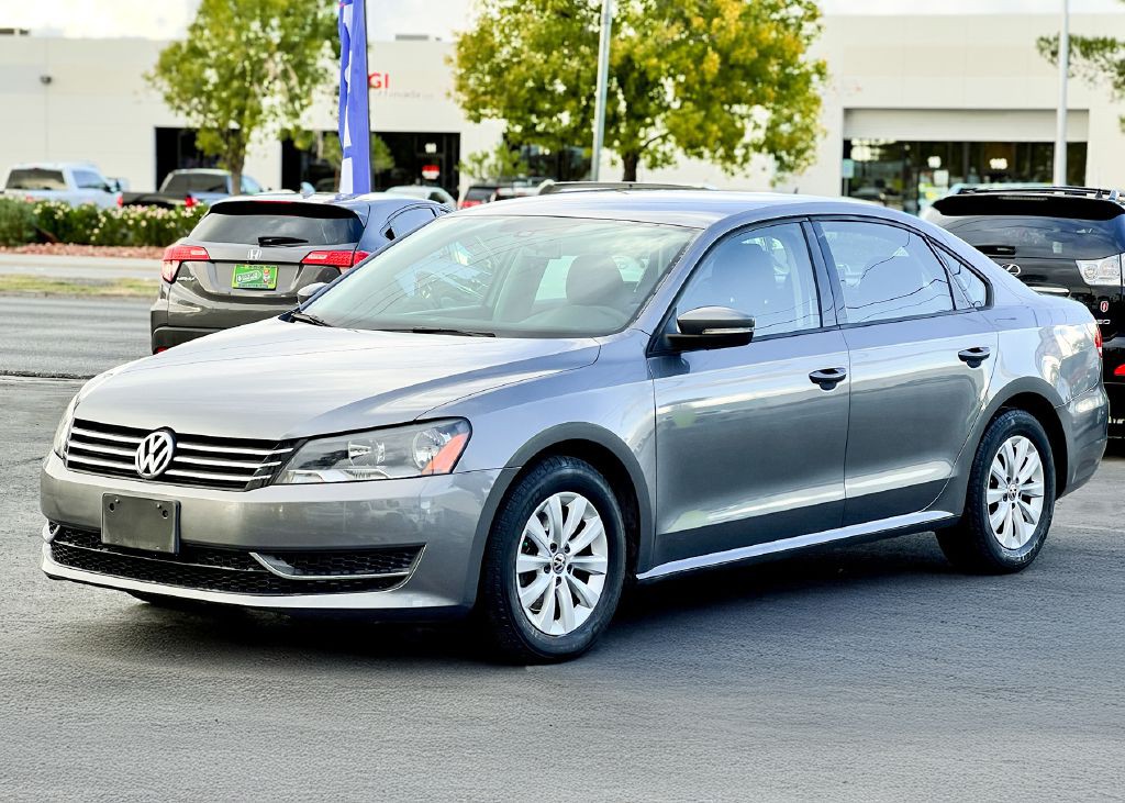 2013 Volkswagen Passat Image 6