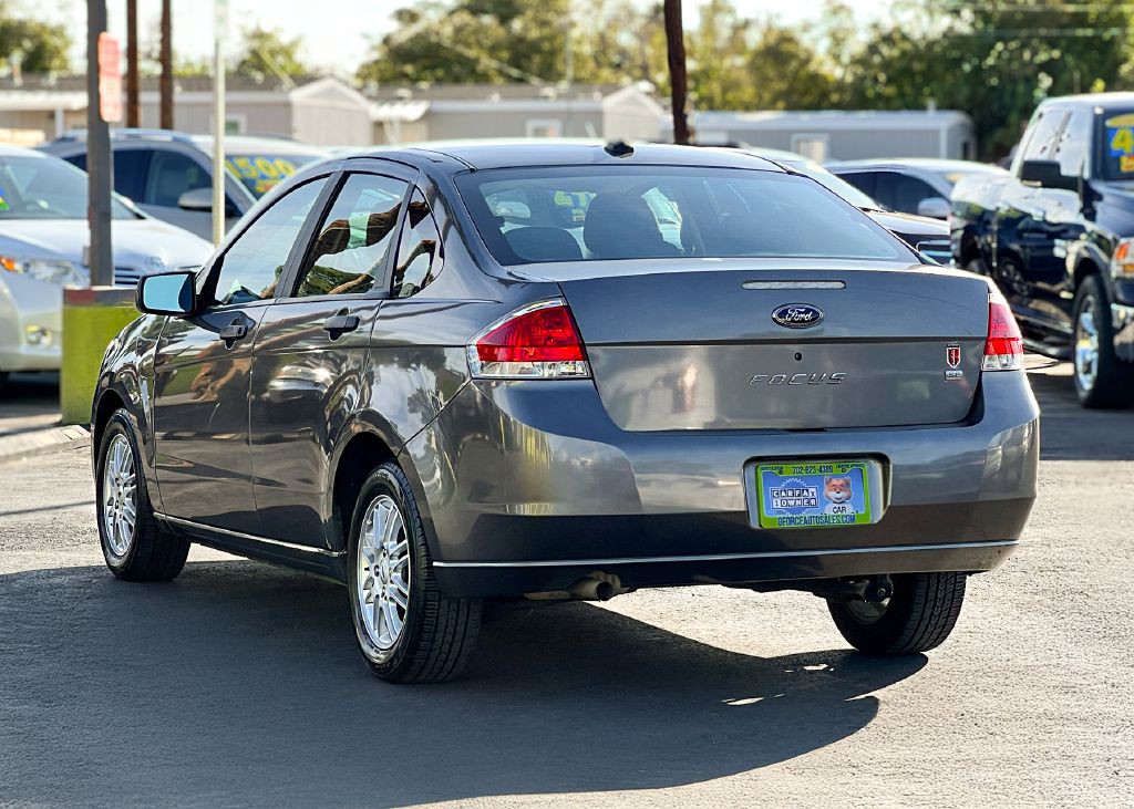 2009 Ford Focus Image 6