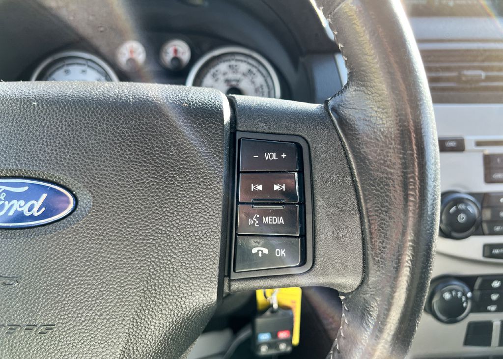 2009 Ford Focus Image 20