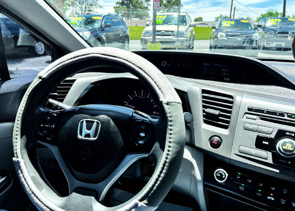 2012 Honda Civic Image 17
