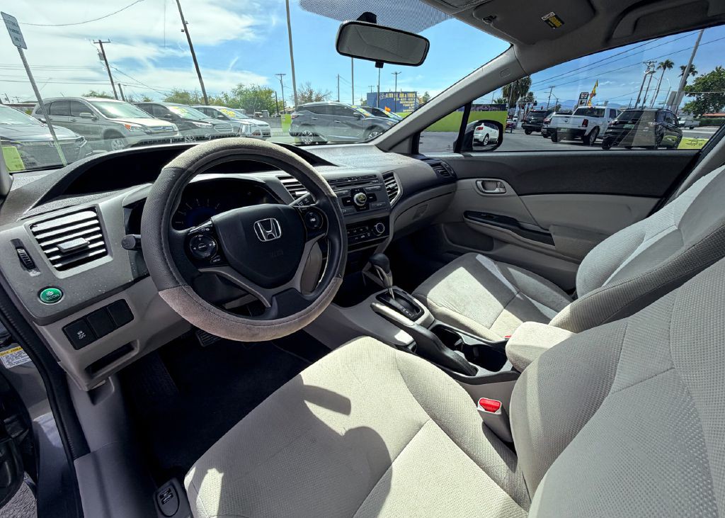 2012 Honda Civic Image 12