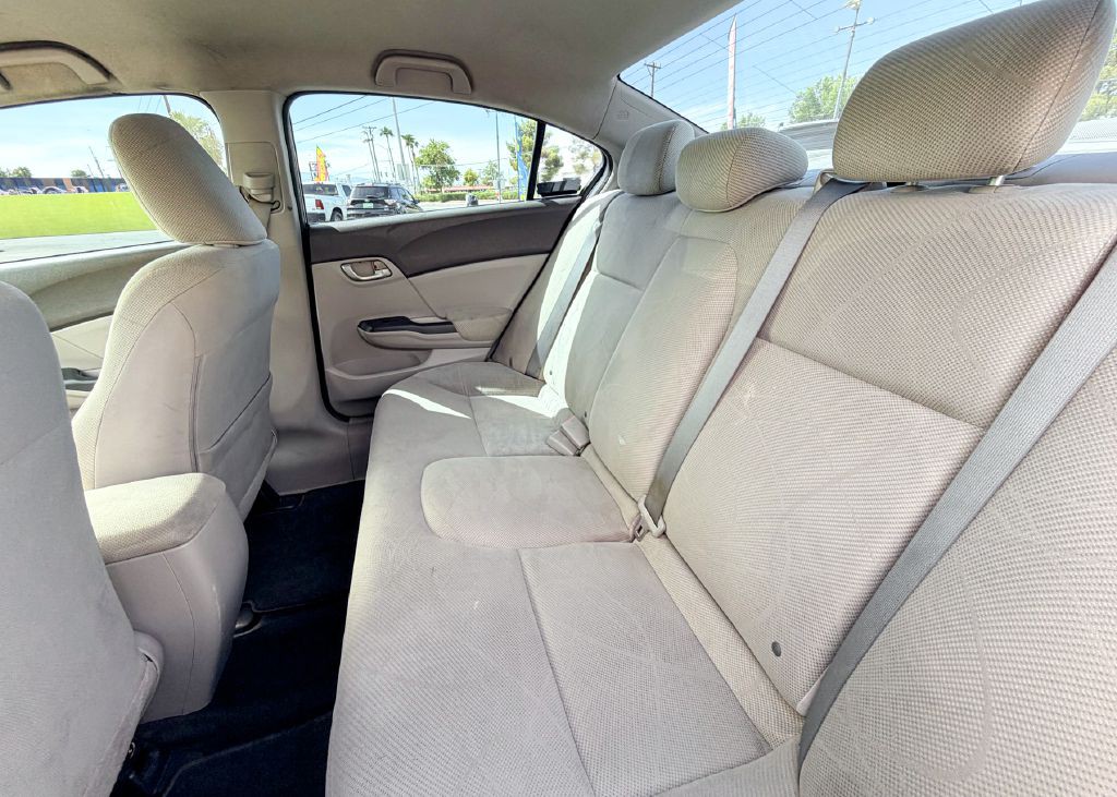 2012 Honda Civic Image 15