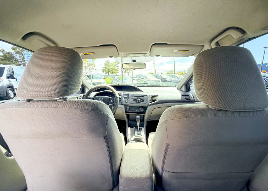 2012 Honda Civic Image 16