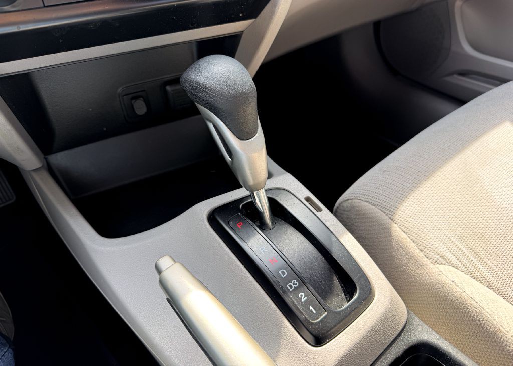2012 Honda Civic Image 21